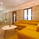 House 2249 * Ližnjan