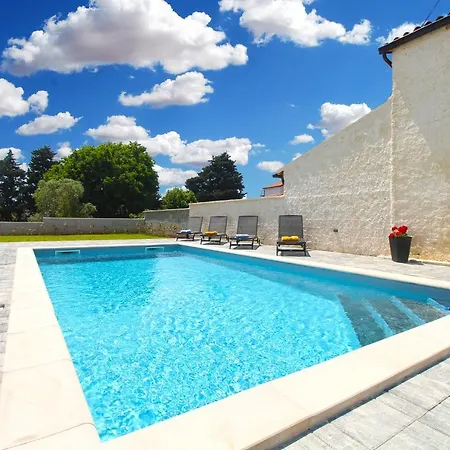 House 2249 Holiday home