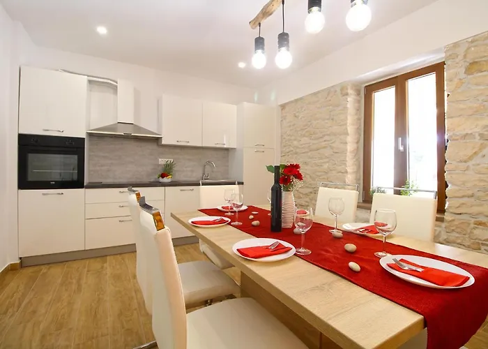 Vakantiehuis House 2249 Ližnjan