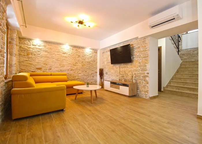 House 2249 Ližnjan